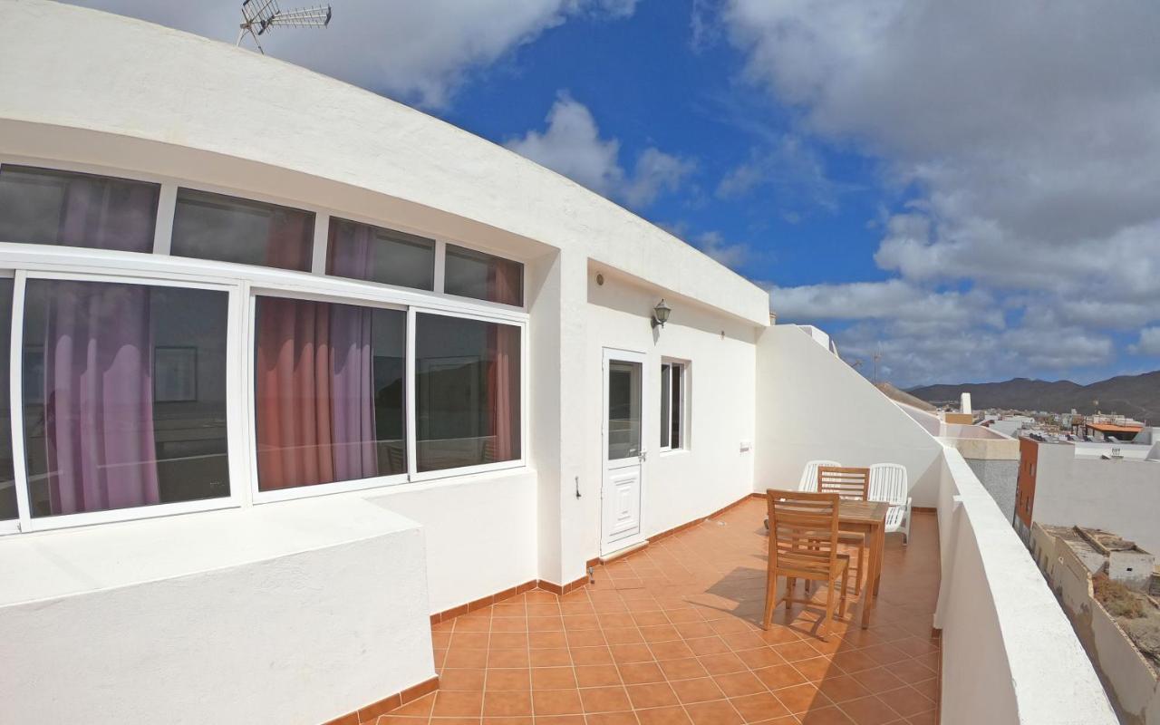 Apartamento ático Gran Tarajal Bagian luar foto